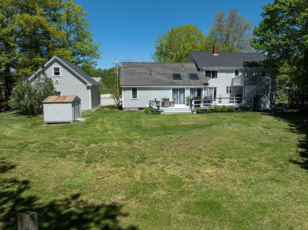 56 Yarmouth Road Gray ME 04039