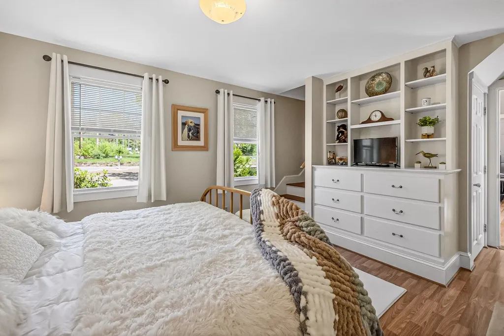 56 Yarmouth Road Gray ME 04039