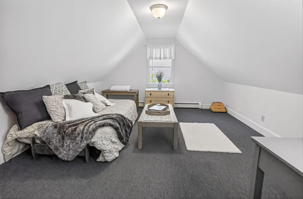 56 Yarmouth Road Gray ME 04039
