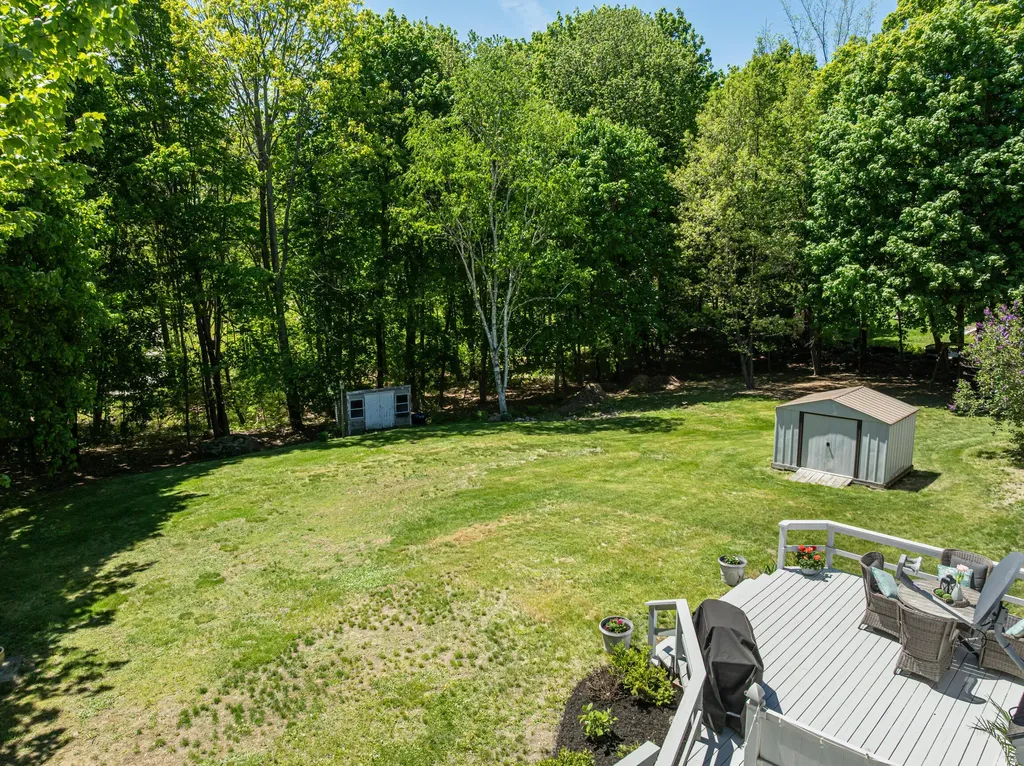 56 Yarmouth Road Gray ME 04039