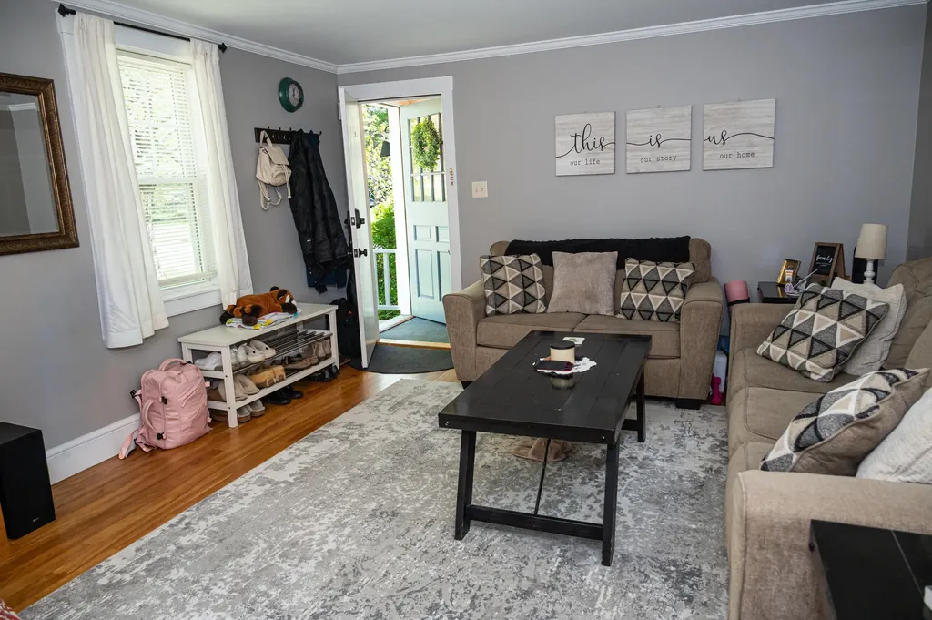 56 Yarmouth Road Gray ME 04039