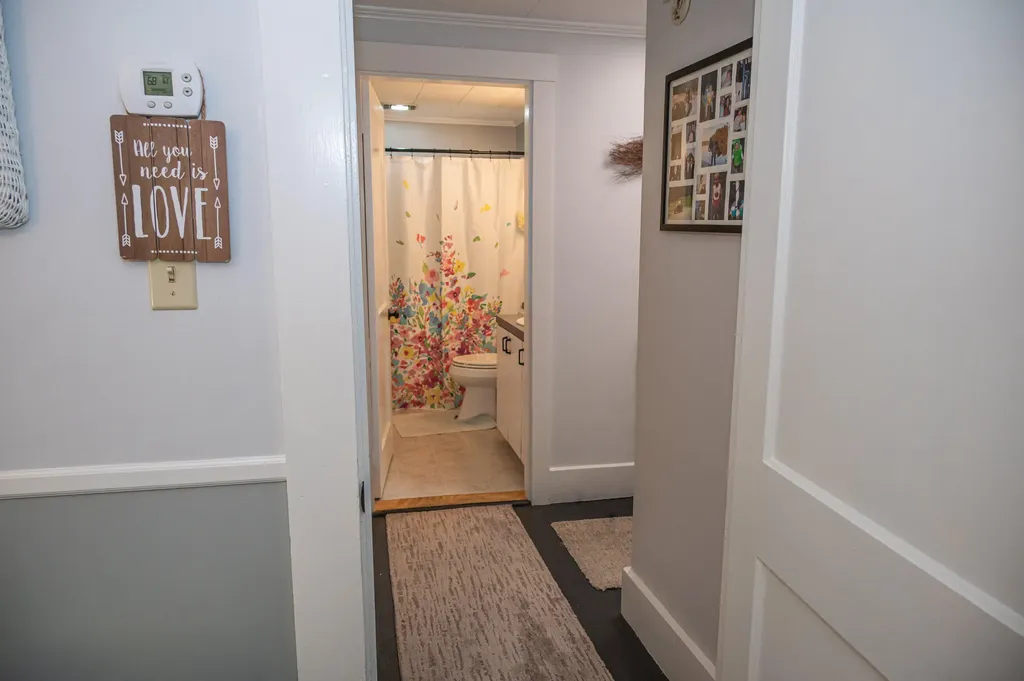 56 Yarmouth Road Gray ME 04039