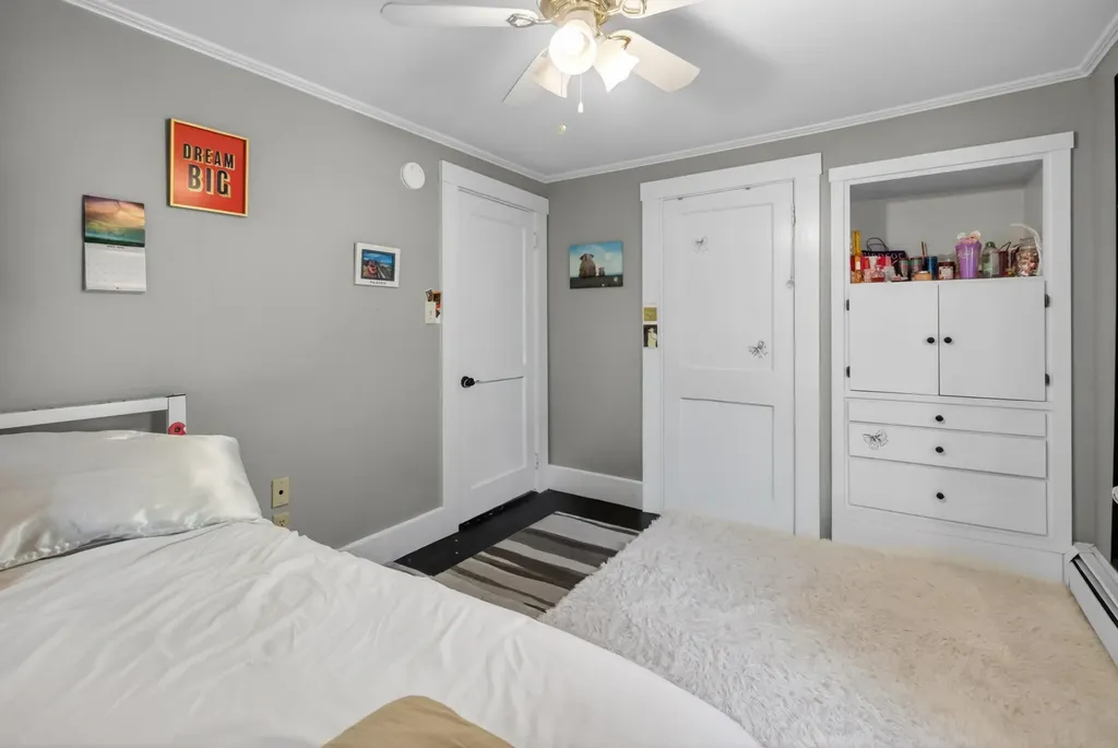 56 Yarmouth Road Gray ME 04039