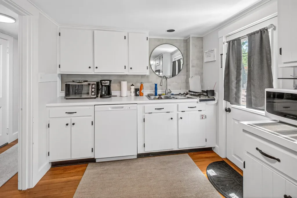 56 Yarmouth Road Gray ME 04039