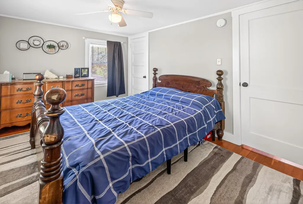 56 Yarmouth Road Gray ME 04039