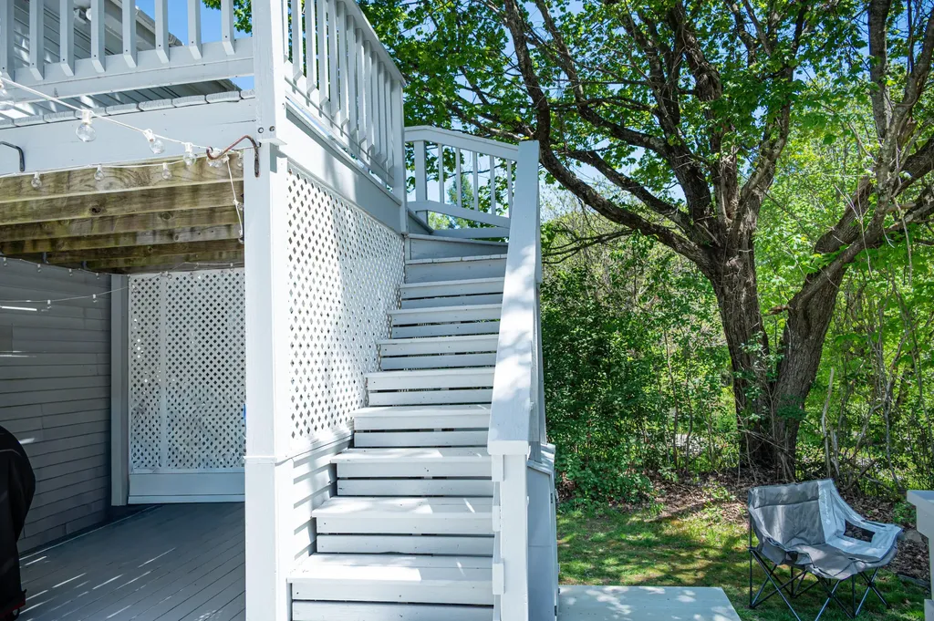 56 Yarmouth Road Gray ME 04039