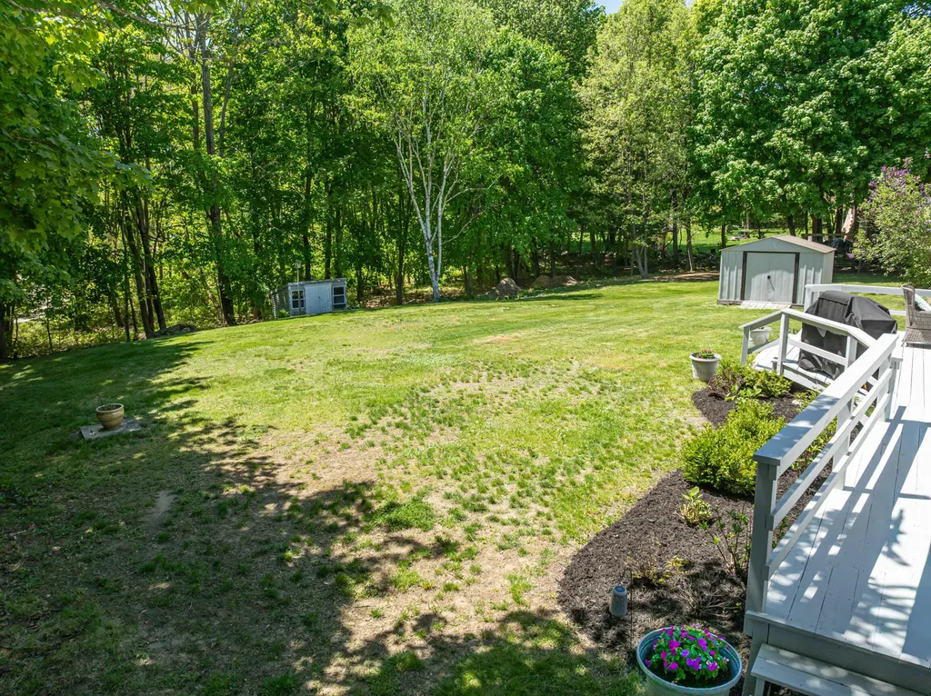 56 Yarmouth Road Gray ME 04039