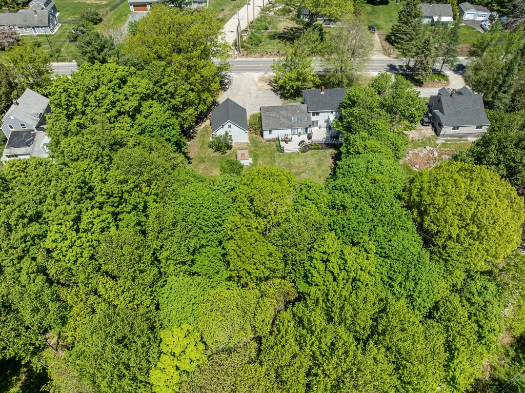 56 Yarmouth Road Gray ME 04039