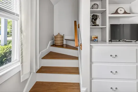 56 Yarmouth Road Gray ME 04039