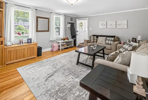 56 Yarmouth Road Gray ME 04039