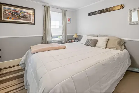 56 Yarmouth Road Gray ME 04039