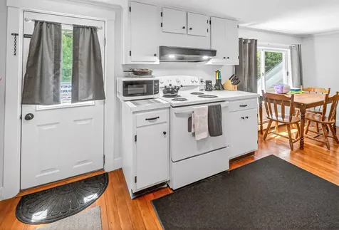 56 Yarmouth Road Gray ME 04039