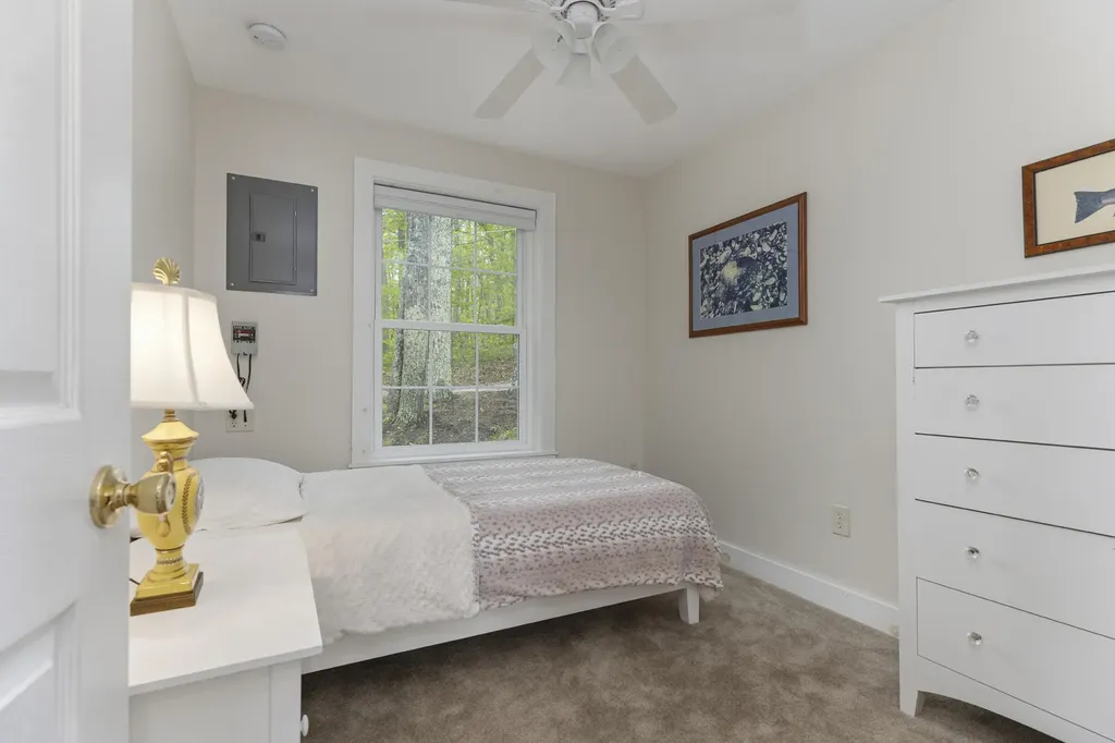 23A Baxter Road Raymond ME 04071