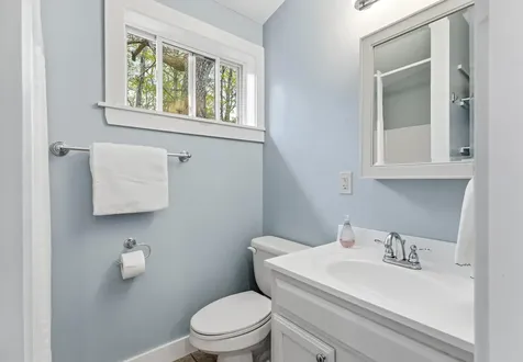 23A Baxter Road Raymond ME 04071