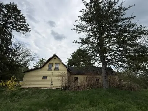 26 Petticoat Hill Princeton ME 04668