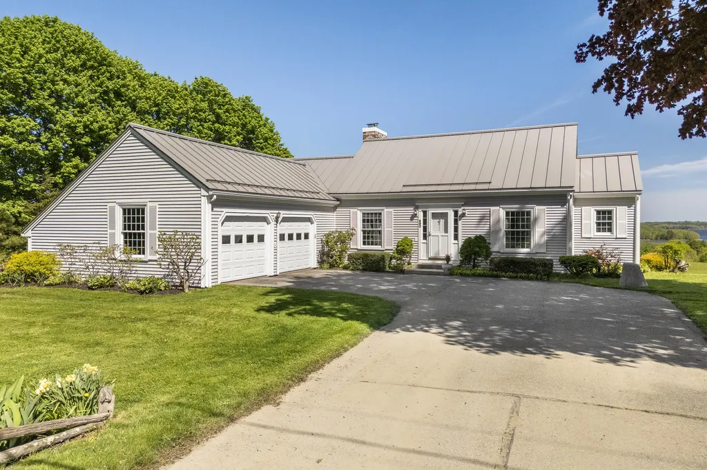 690 Bremen Road Waldoboro ME 04572