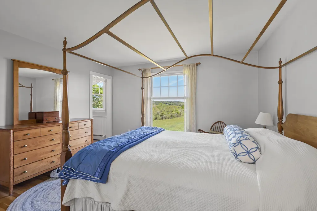 690 Bremen Road Waldoboro ME 04572