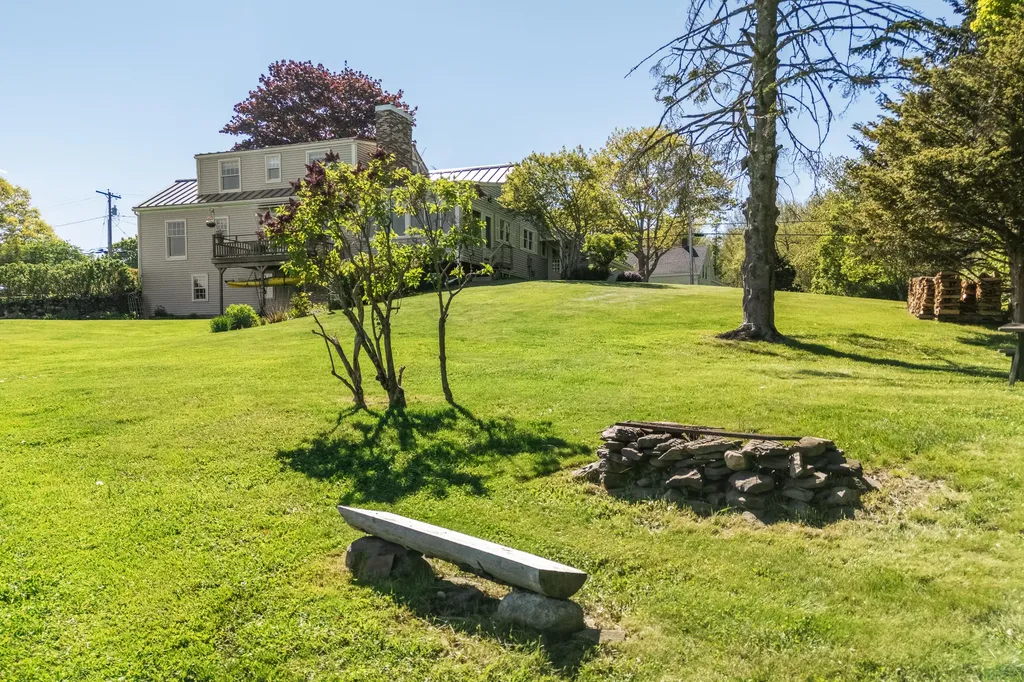 690 Bremen Road Waldoboro ME 04572