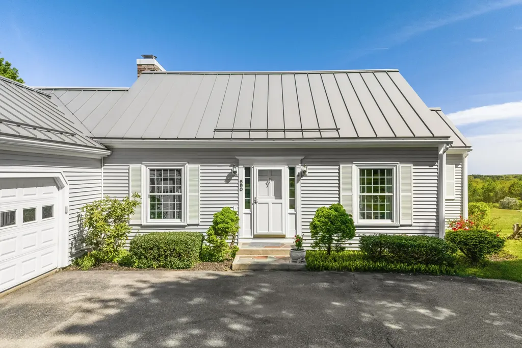 690 Bremen Road Waldoboro ME 04572
