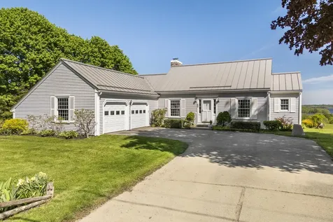 690 Bremen Road Waldoboro ME 04572