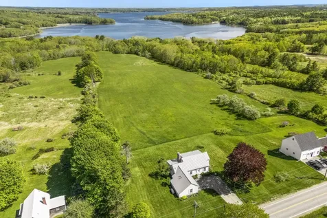690 Bremen Road Waldoboro ME 04572