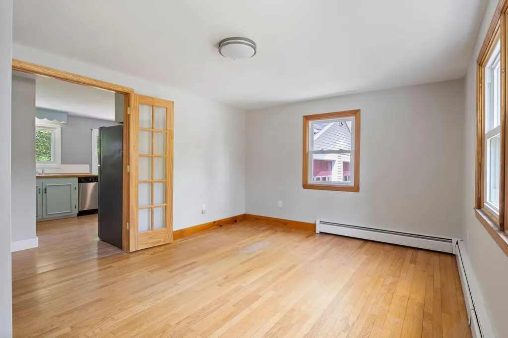 37 Pilgrim Road Standish ME 04084