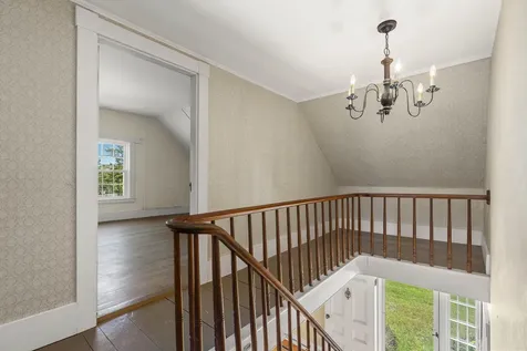 1228 State Route 32 Bristol ME 04564