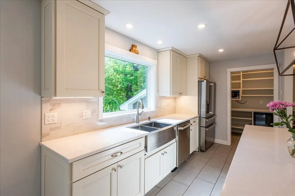 11 Highland Road Newcastle ME 04553