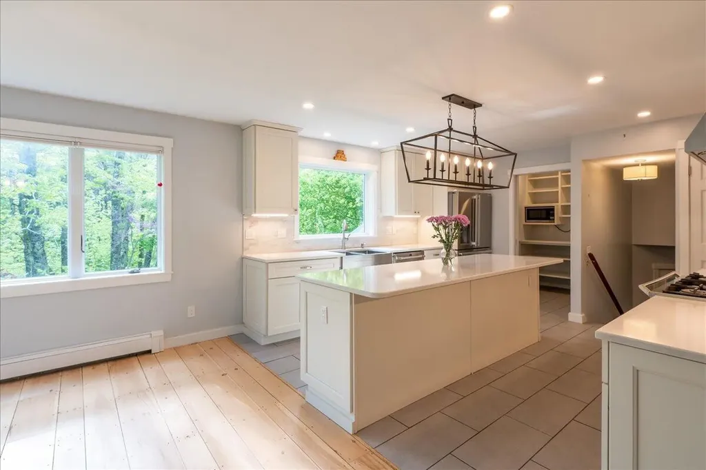 11 Highland Road Newcastle ME 04553