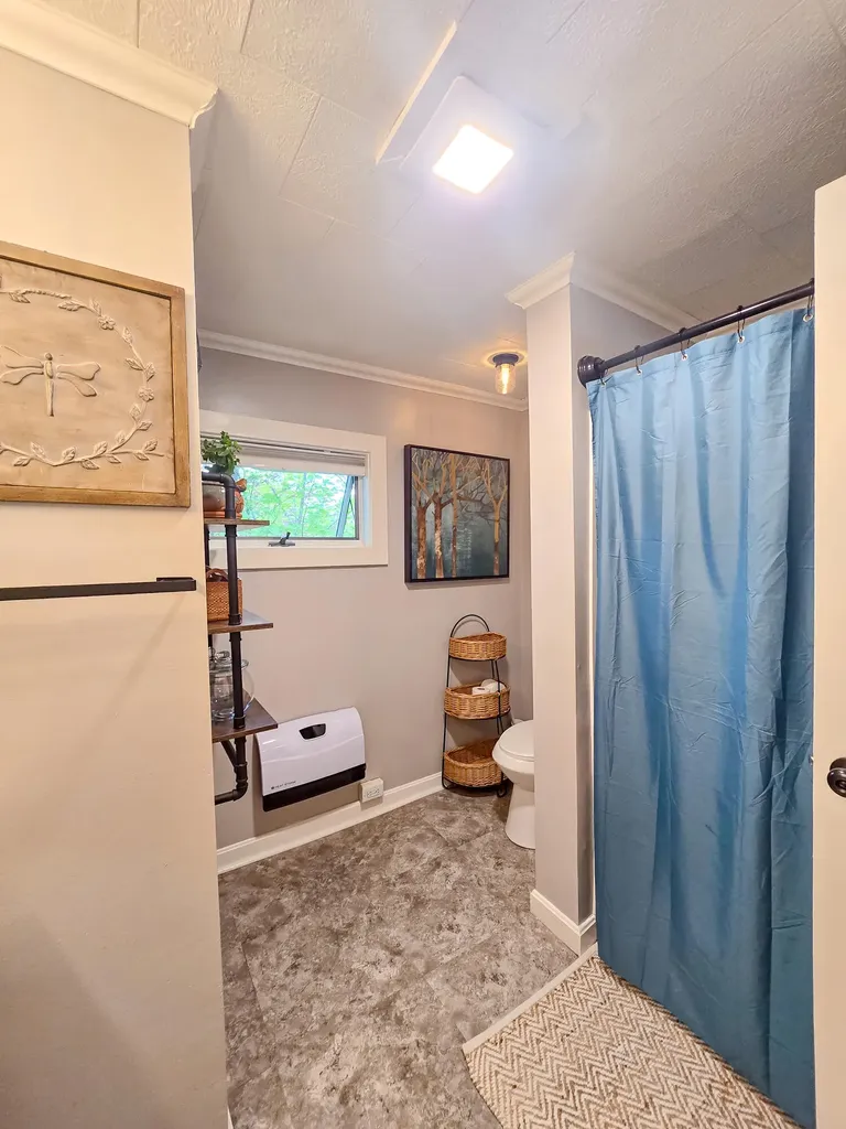 99 Kennebec Road Hampden ME 04444
