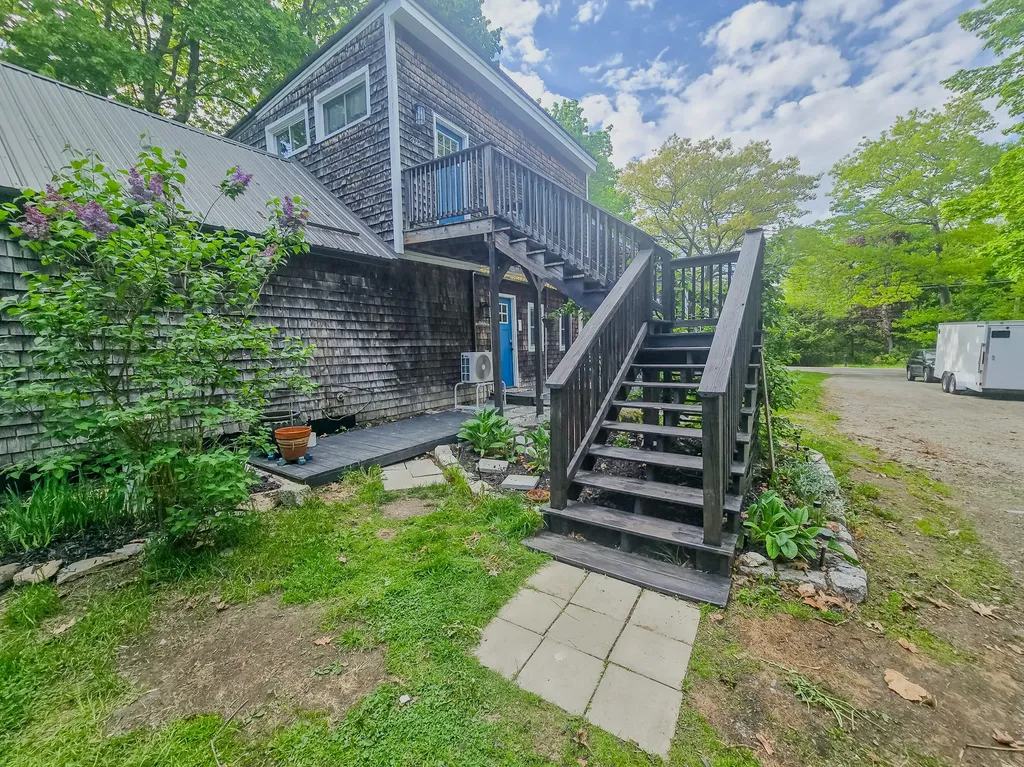 99 Kennebec Road Hampden ME 04444