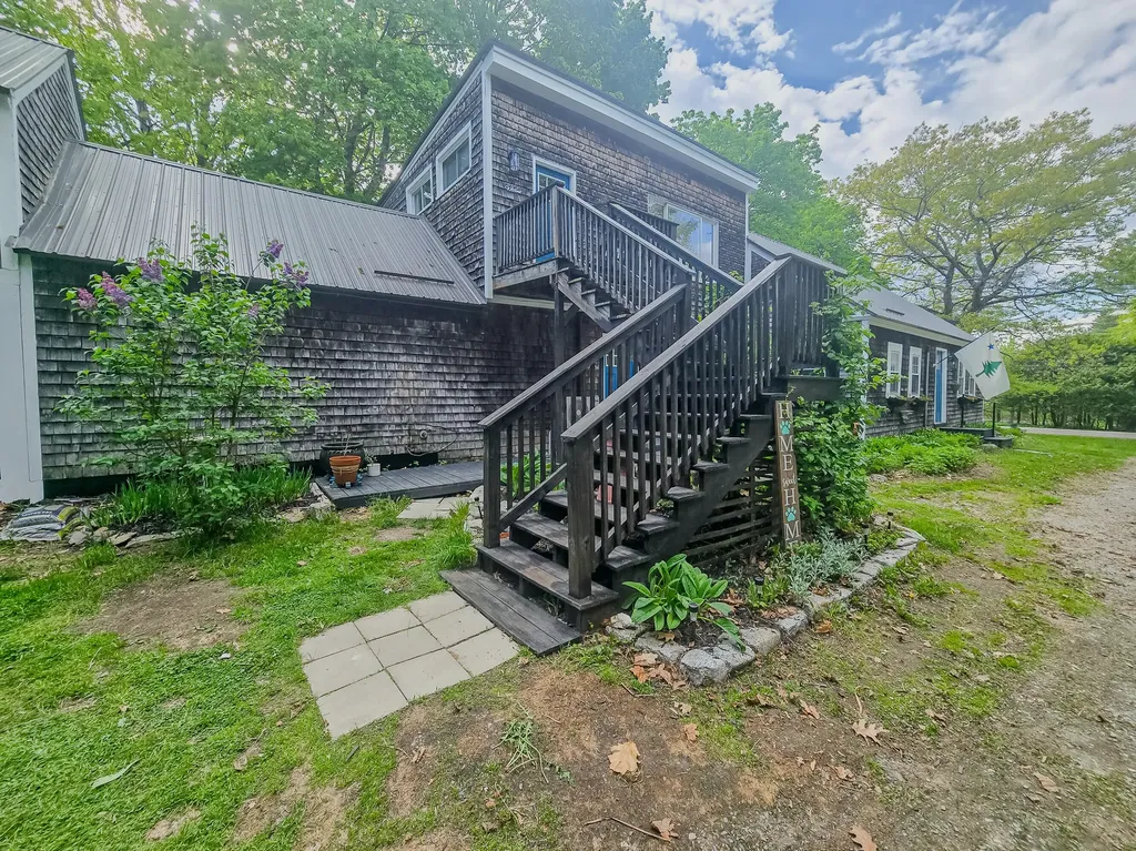 99 Kennebec Road Hampden ME 04444