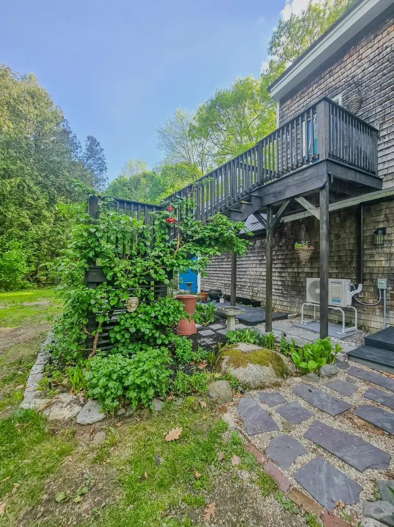 99 Kennebec Road Hampden ME 04444