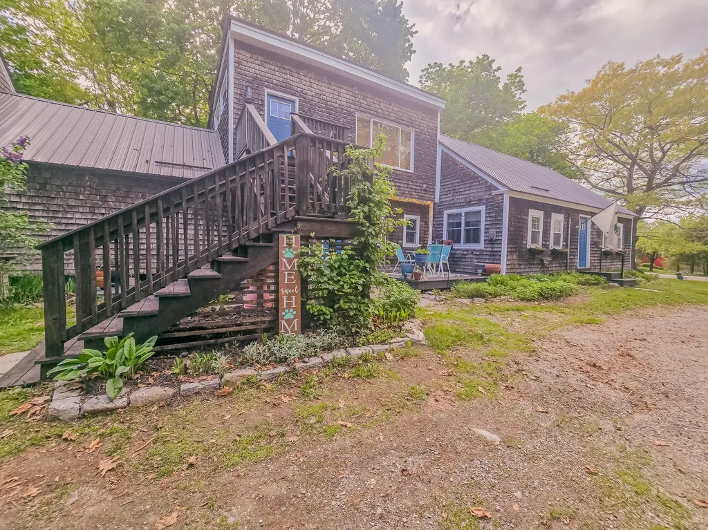 99 Kennebec Road Hampden ME 04444