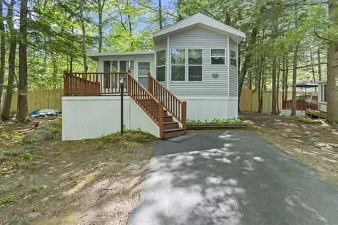 1473 Paleo Woods Way Casco ME 04015