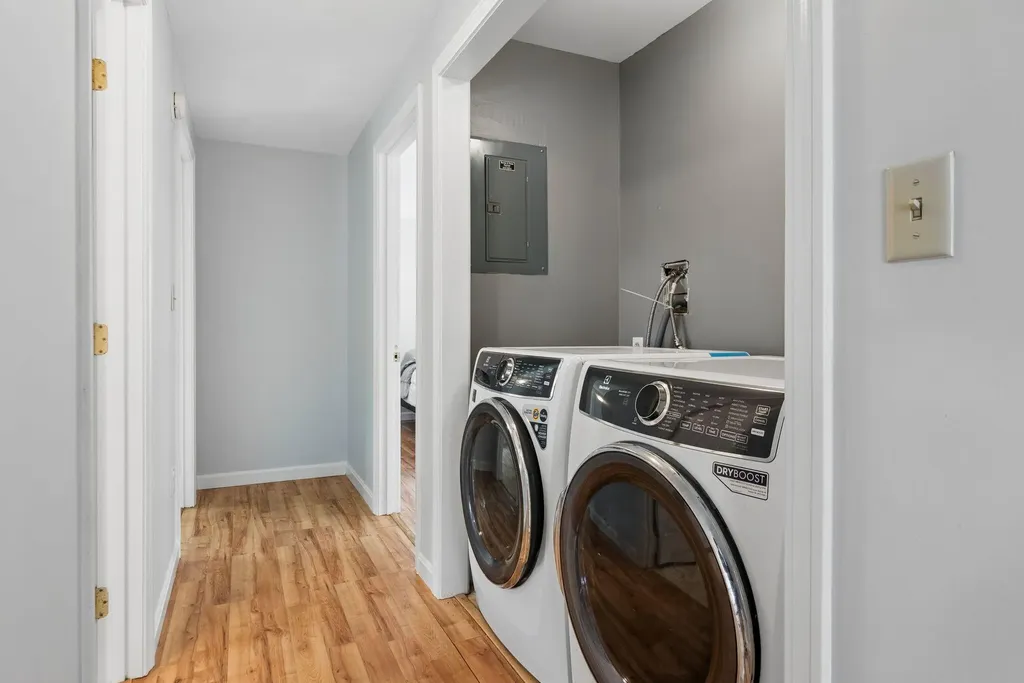 8 Center Street Lisbon ME 04252