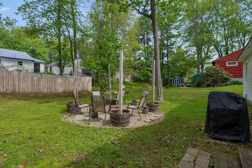 8 Center Street Lisbon ME 04252