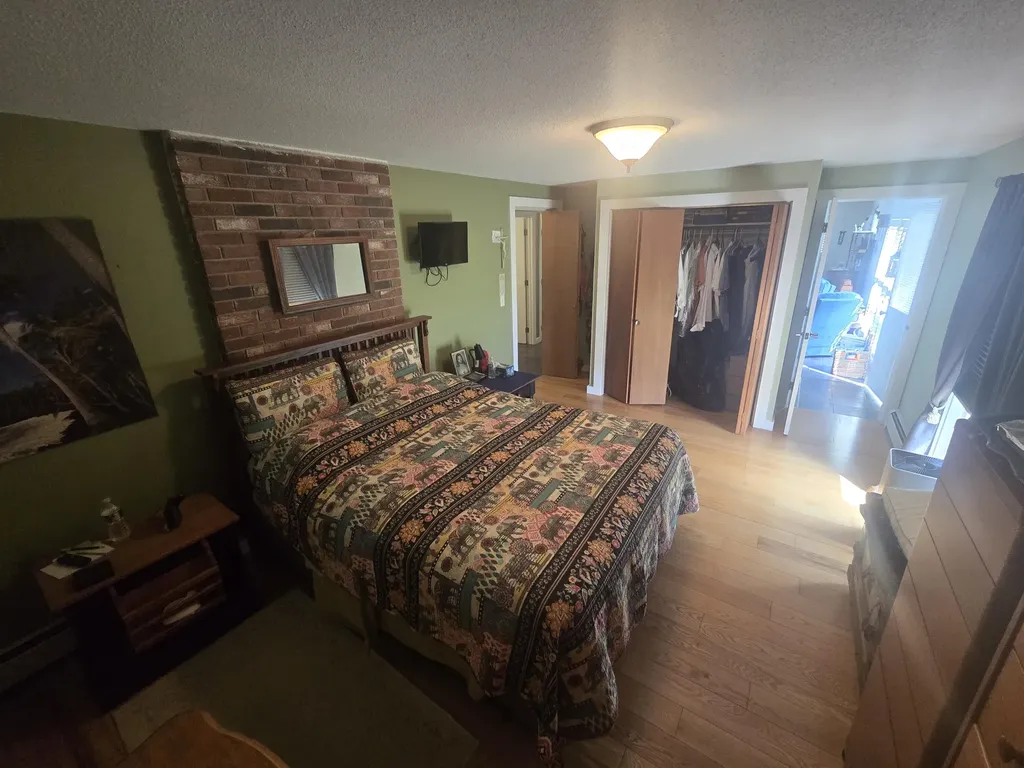 61 Fairfax Street Bangor ME 04401