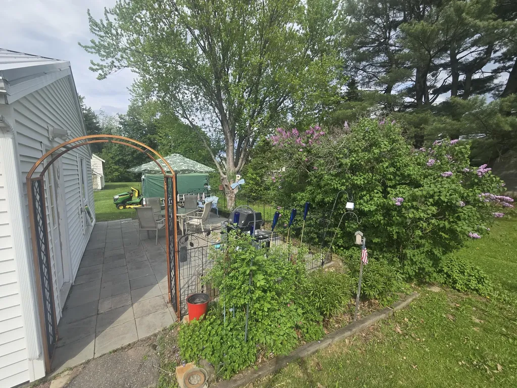 61 Fairfax Street Bangor ME 04401