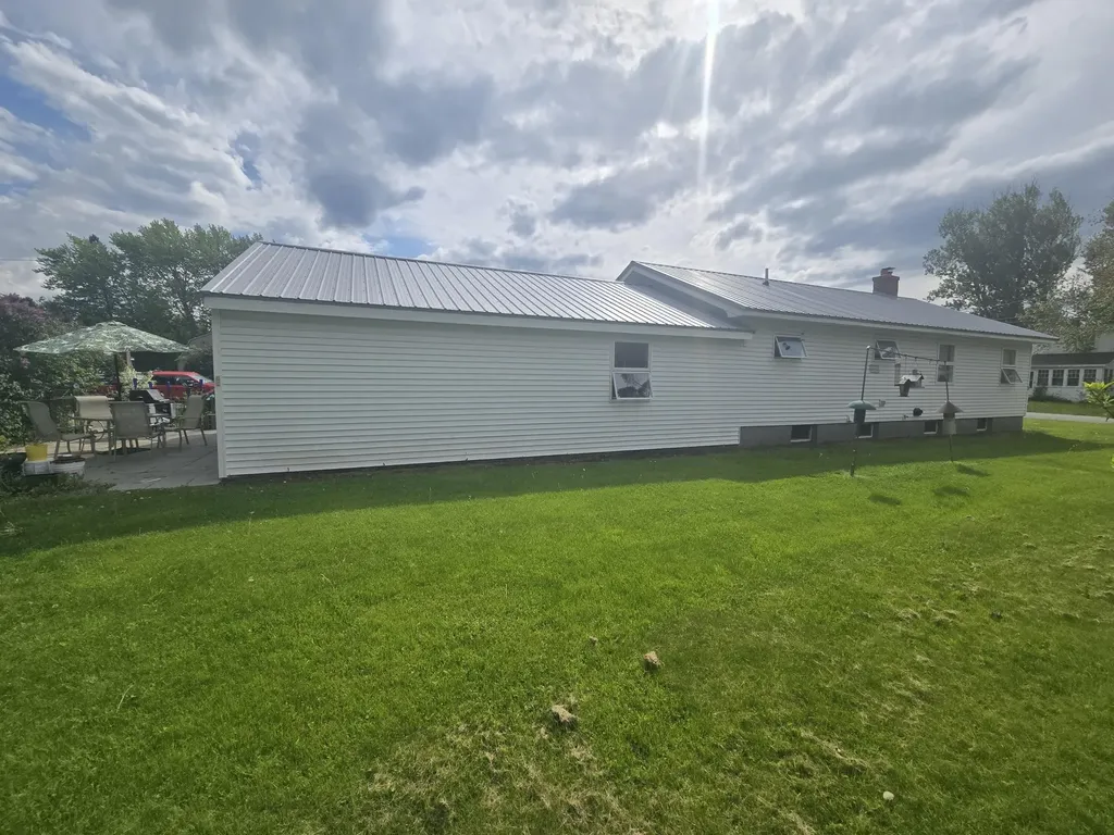 61 Fairfax Street Bangor ME 04401