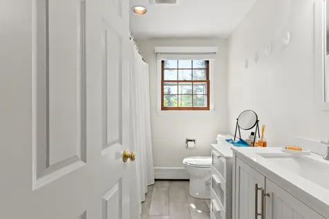 88 Anderson Avenue Yarmouth ME 04096