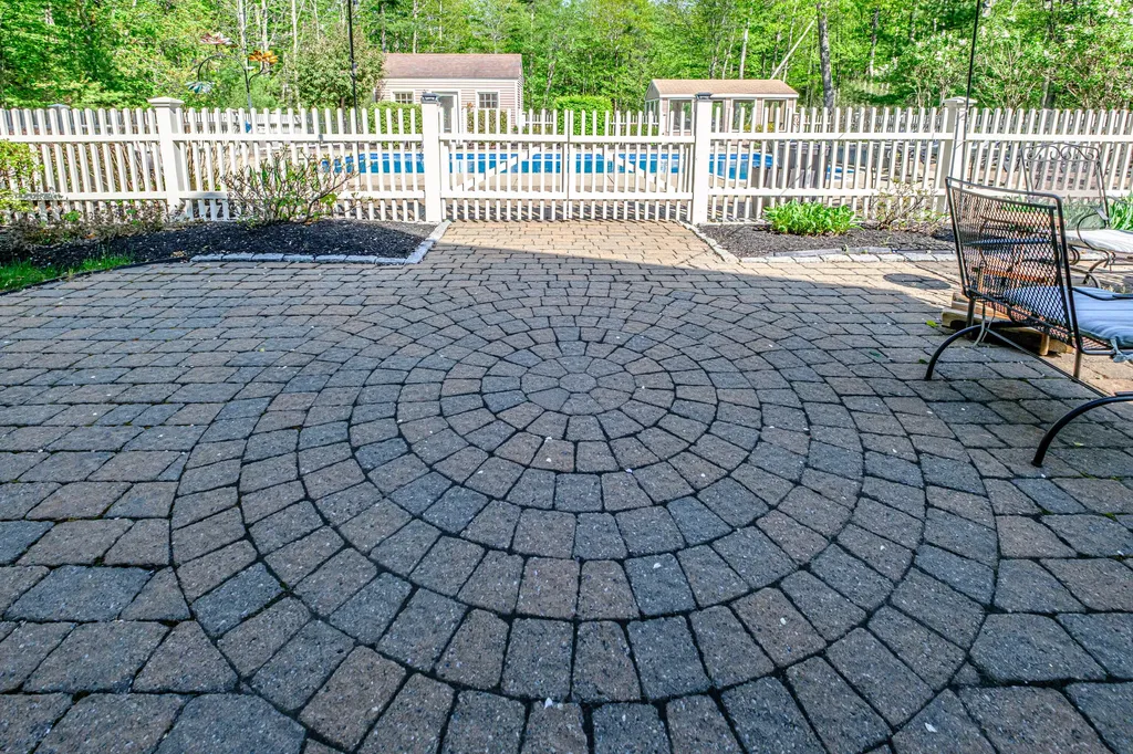 18 Herrick Road Gorham ME 04038