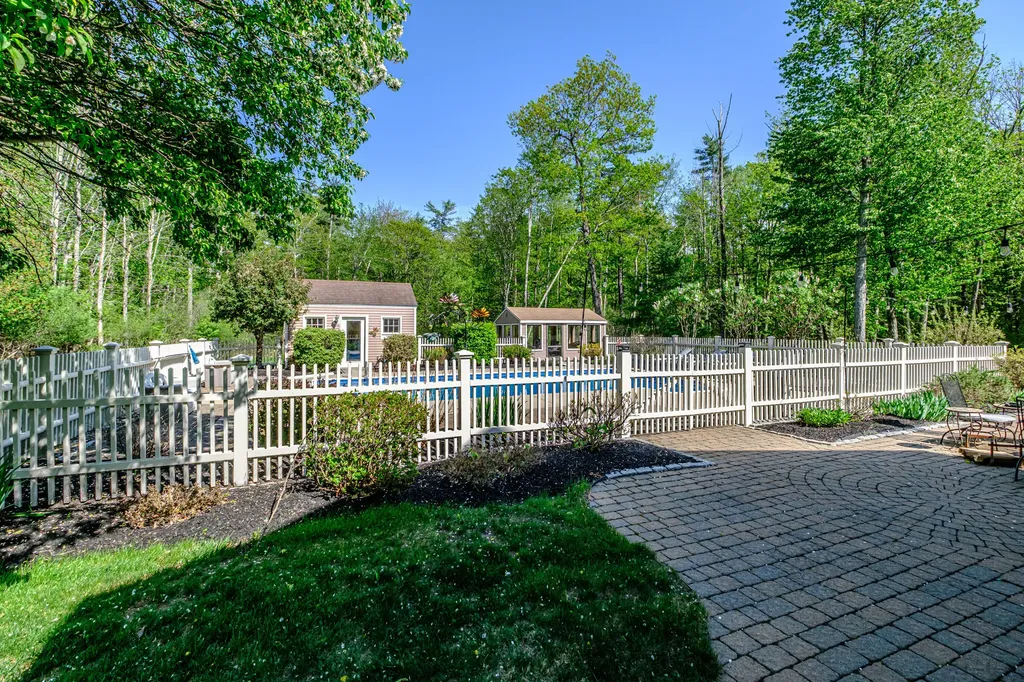 18 Herrick Road Gorham ME 04038