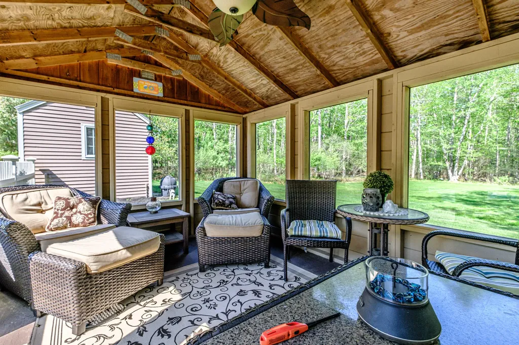 18 Herrick Road Gorham ME 04038