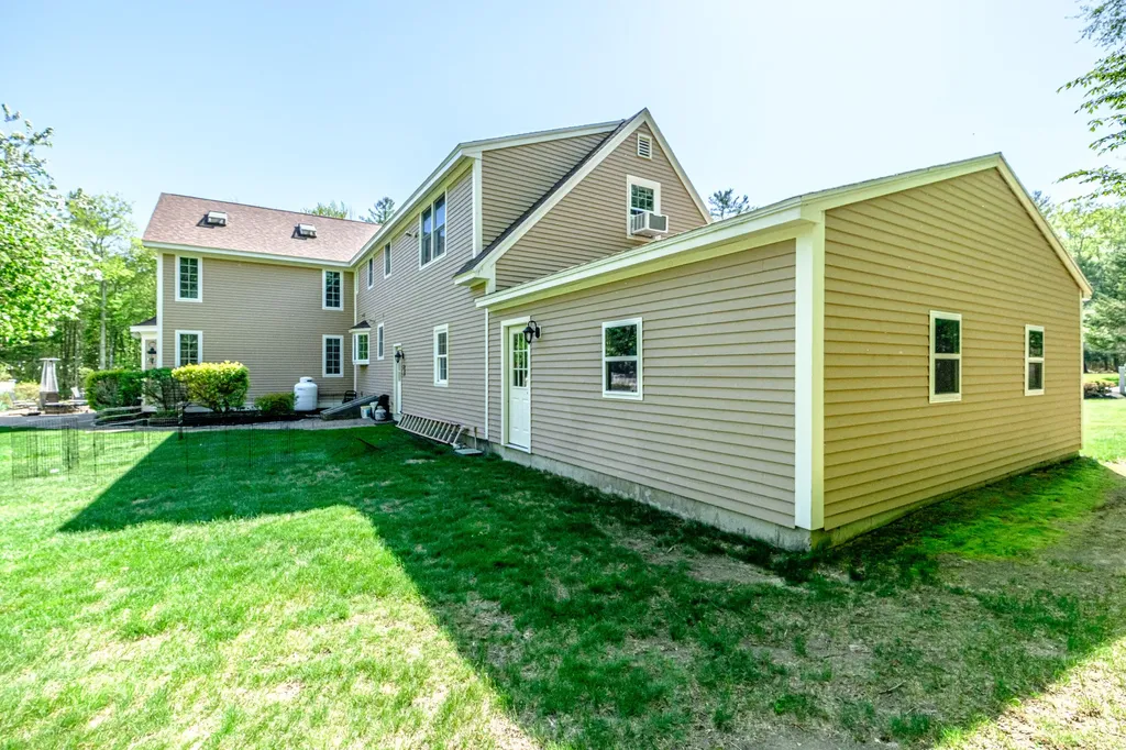 18 Herrick Road Gorham ME 04038