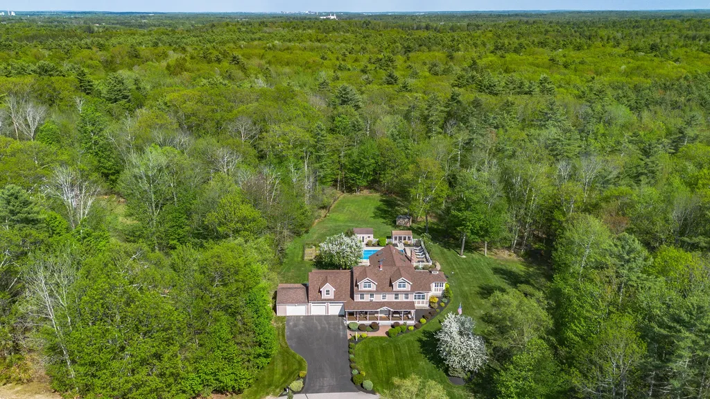 18 Herrick Road Gorham ME 04038