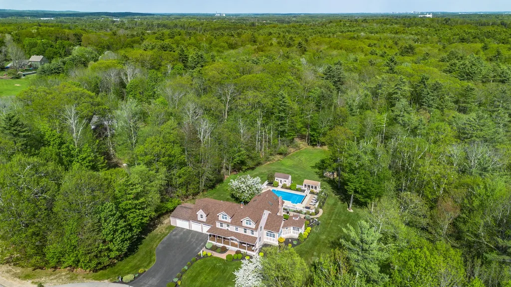 18 Herrick Road Gorham ME 04038
