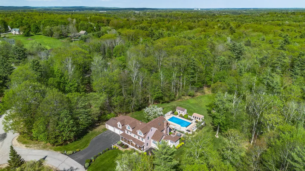 18 Herrick Road Gorham ME 04038