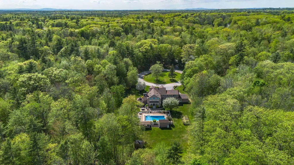 18 Herrick Road Gorham ME 04038