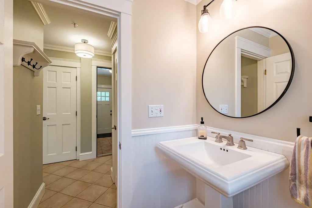 18 Herrick Road Gorham ME 04038